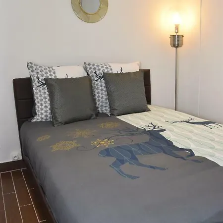 L'hermes Centre Historique Apartment Frejus